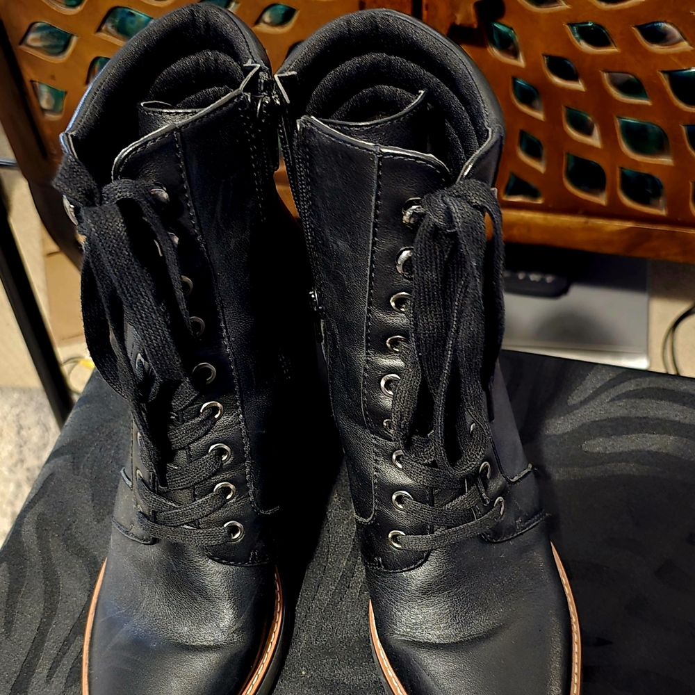 Black Leather Women's Boots